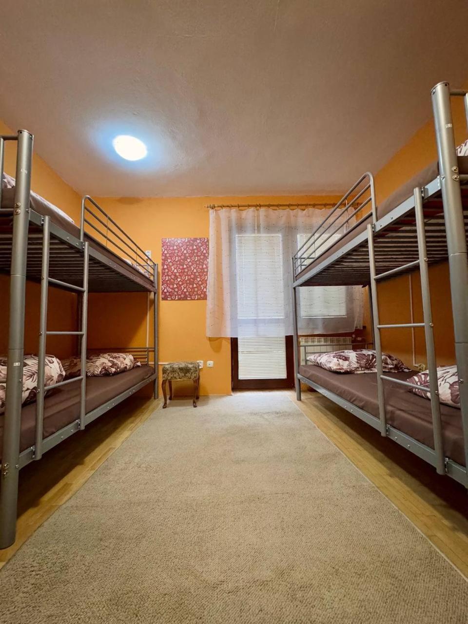 Vector Home Varşovia Exterior foto