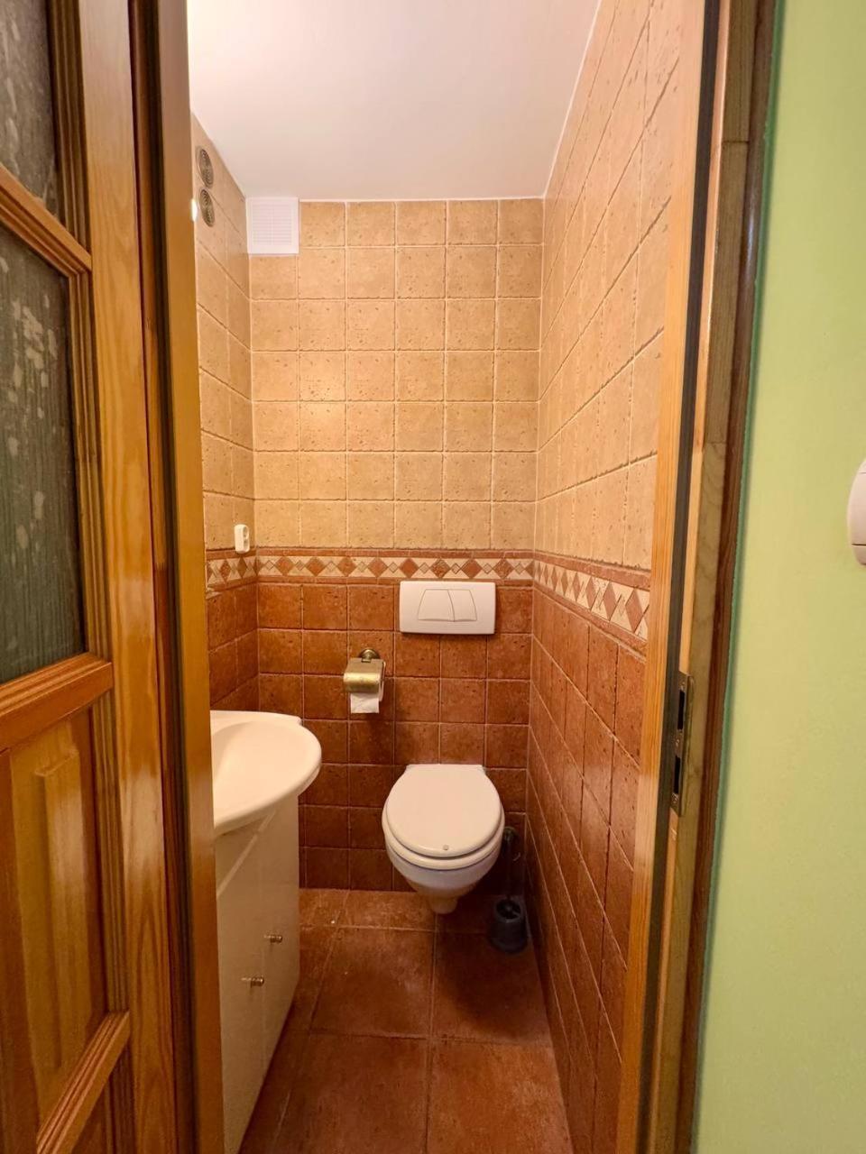 Vector Home Varşovia Exterior foto