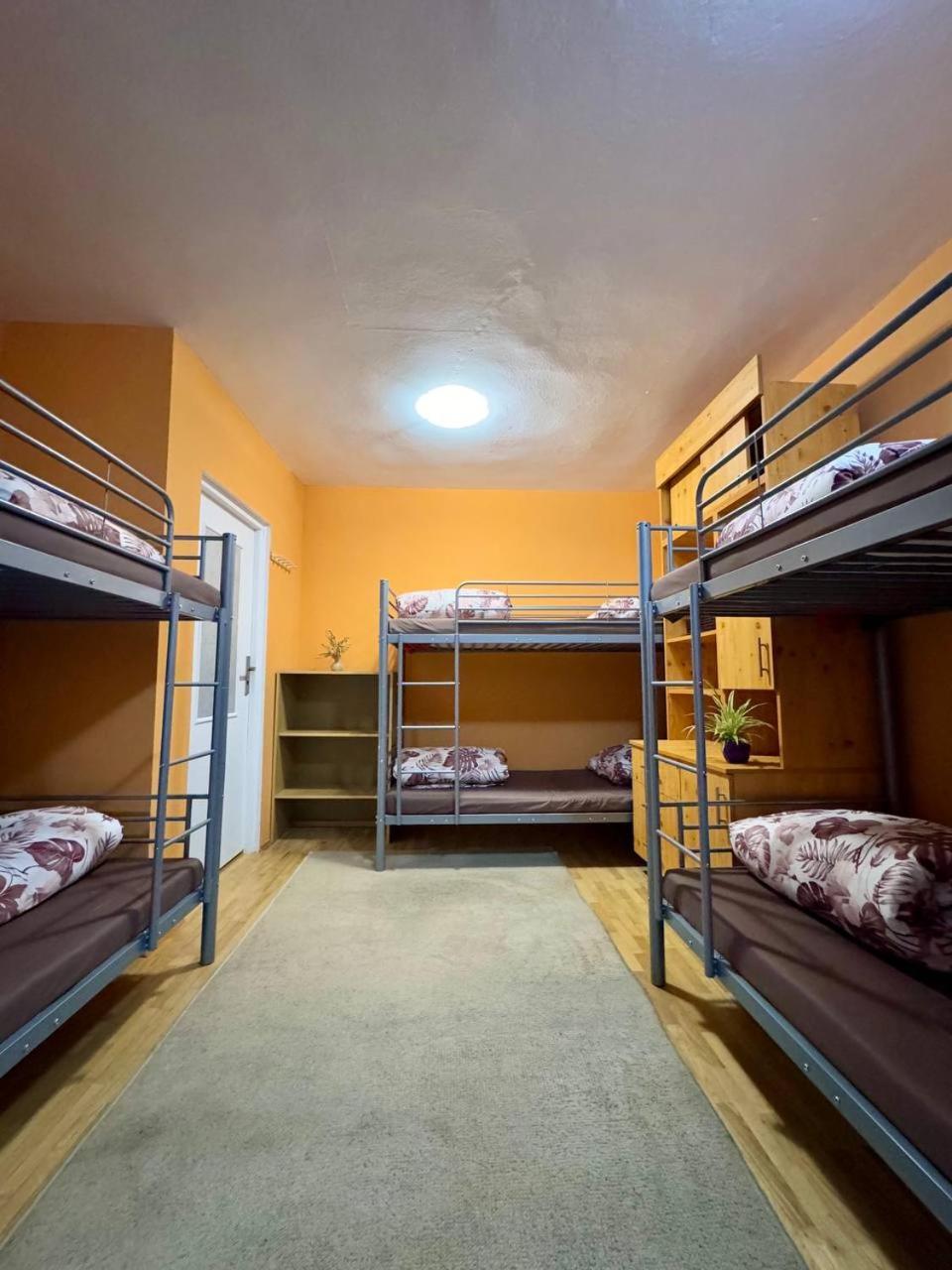 Vector Home Varşovia Exterior foto