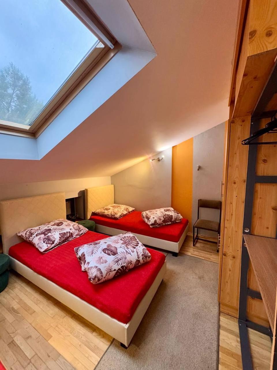 Vector Home Varşovia Exterior foto